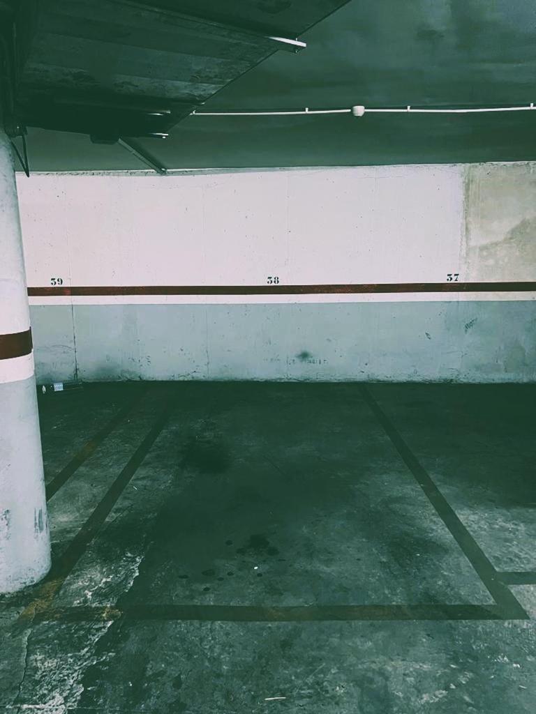 Esmeralda Apartment With Free Private Underground Parking Valencia Kültér fotó